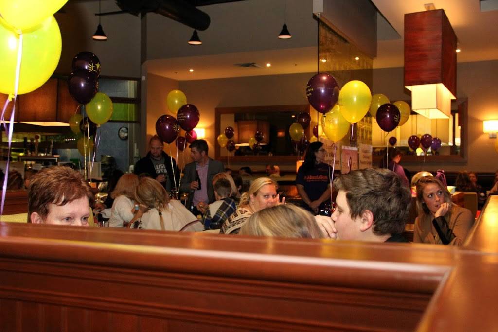 Au Vieux Duluth Cornwall | restaurant | 1140-A Brookdale Ave, Cornwall, ON K6J 4P4, Canada | 6139337000 OR +1 613-933-7000