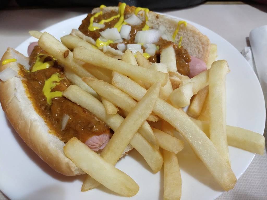 Lee Lees Coney & Grill | restaurant | 2418 E Michigan Ave, Lansing, MI 48912, USA | 5174859779 OR +1 517-485-9779