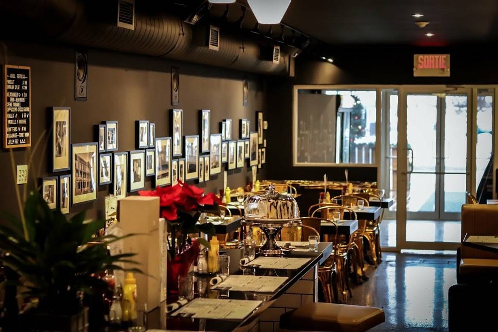 Le Grill Express | restaurant | 2221 Boulevard des Récollets, Trois-Rivières, QC G8Z 3X6, Canada | 8193723000 OR +1 819-372-3000