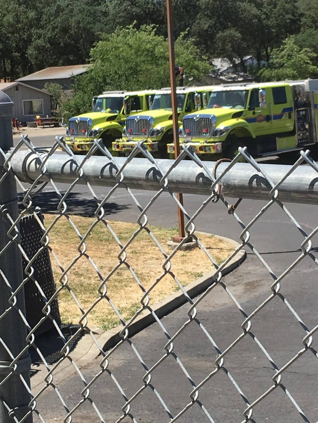 Subway | meal takeaway | 15060 Lakeshore Dr, Clearlake, CA 95422, USA | 7079942224 OR +1 707-994-2224