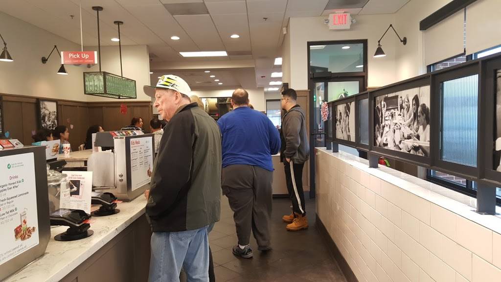 Chick-fil-A | restaurant | 1040 US-1 N, Woodbridge, NJ 07095, USA | 7326362074 OR +1 732-636-2074