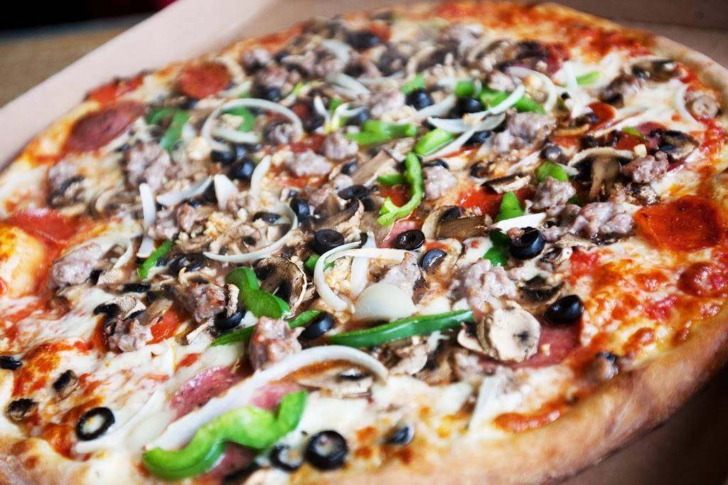 Giorgios Pizzeria | meal delivery | 151 Clement St, San Francisco, CA 94118, USA | 4156681266 OR +1 415-668-1266