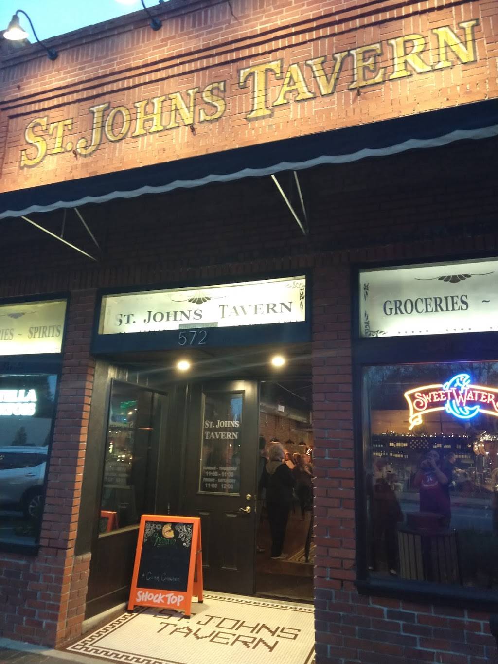St. Johns Tavern | restaurant | 572 N Citrus Ave, Crystal River, FL 34428, USA | 3527946367 OR +1 352-794-6367