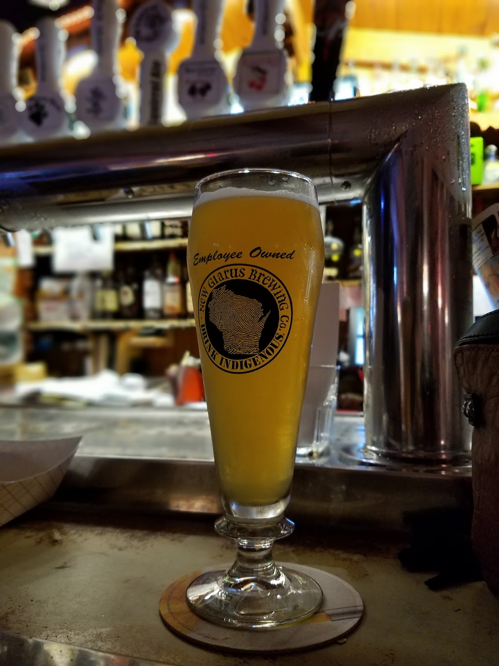 Sportsmans Bar and Grill | restaurant | 506 1st St, New Glarus, WI 53574, USA | 6085272225 OR +1 608-527-2225