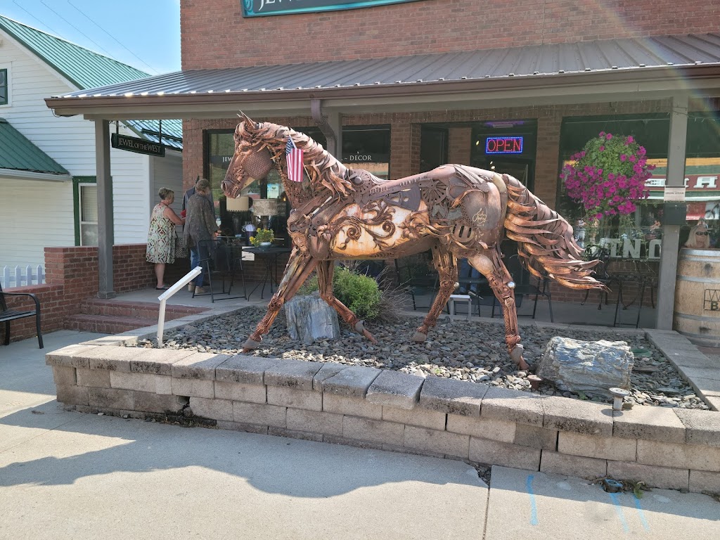 Alpine Inn | restaurant | 133 Main St, Hill City, SD 57745, USA | 6055742749 OR +1 605-574-2749