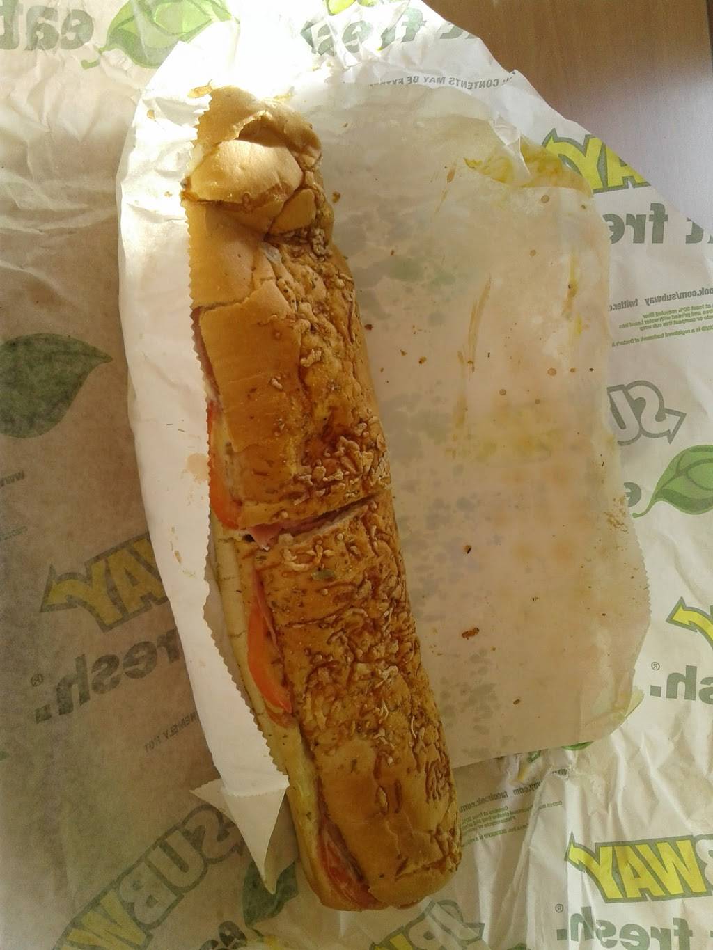 Subway | restaurant | 3705 Falls Rd, Baltimore, MD 21211, USA | 4103664800 OR +1 410-366-4800