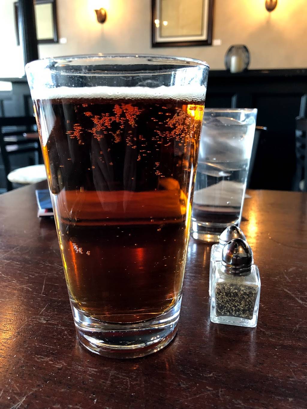 Olde Main Street Pub | restaurant | 121 Essex St, Salem, MA 01970, USA | 9785948188 OR +1 978-594-8188