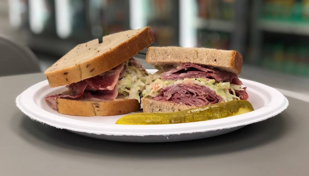 Corned Beef King | restaurant | 1900 Rockville Pike, Rockville, MD 20852, USA | 3018814422 OR +1 301-881-4422