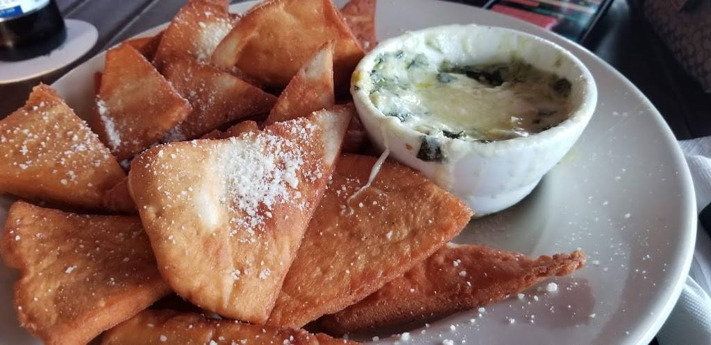 Lobys Bar & Grille | restaurant | 4736 Hills and Dales Rd NW, Canton, OH 44708, USA | 3304799860 OR +1 330-479-9860