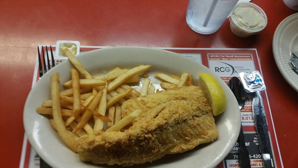 Assinippi Eating Establishment | restaurant | 2103 Washington St, Hanover, MA 02339, USA | 7819827124 OR +1 781-982-7124