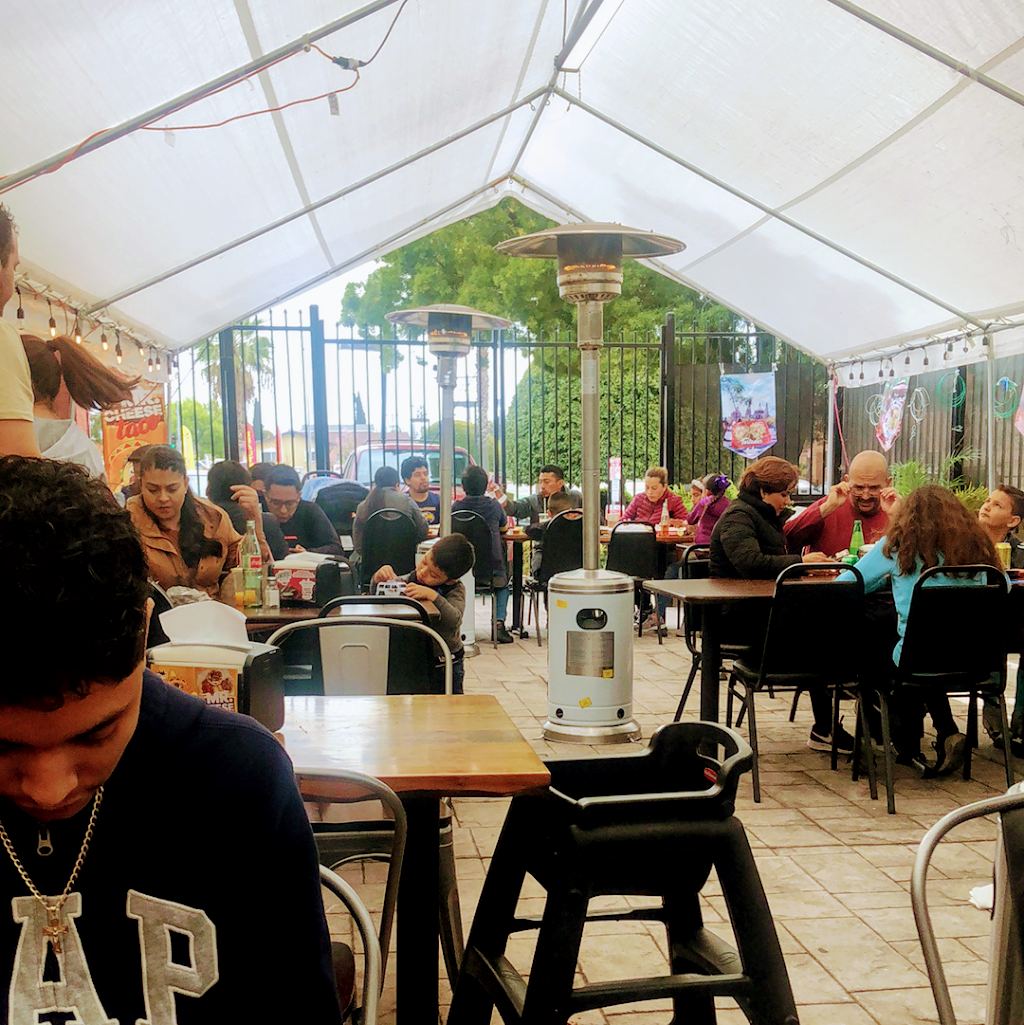 Tortas Ahogadas Tradicion Tapatia | restaurant | 2003 Story Rd, San Jose, CA 95122, USA | 4086188958 OR +1 408-618-8958