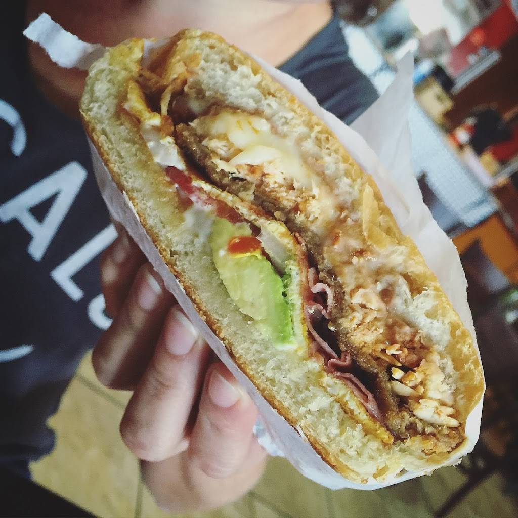 Gorditas Los Comales | restaurant | 13247 Montfort Dr, Dallas, TX 75240, USA | 9723852455 OR +1 972-385-2455