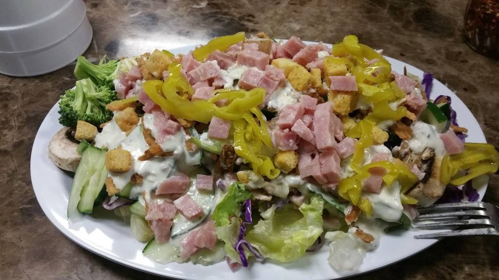 Giovannis Pizzeria | restaurant | 45 N 2nd St, Porterville, CA 93257, USA | 5597818110 OR +1 559-781-8110