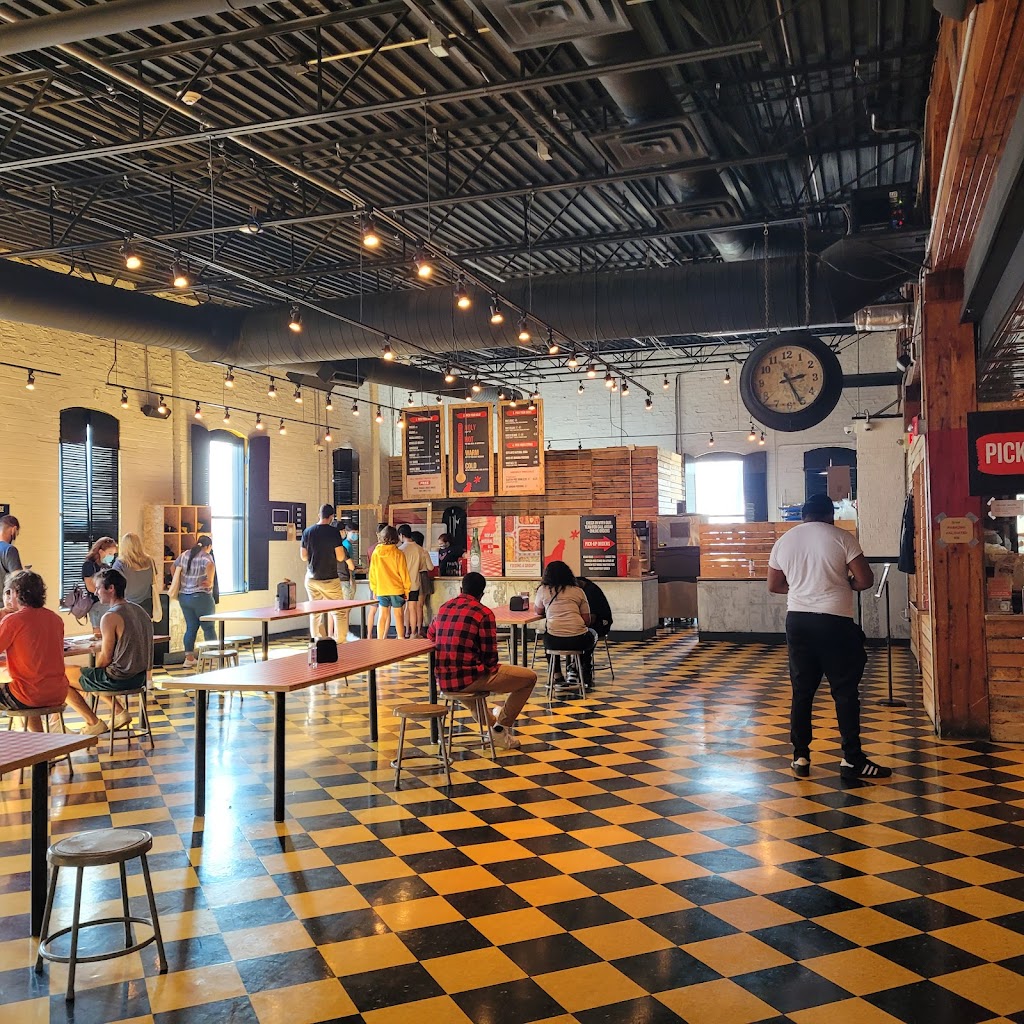 Hot Chicken Takeover | restaurant | 59 Spruce St, Columbus, OH 43215, USA | 6148004538 OR +1 614-800-4538