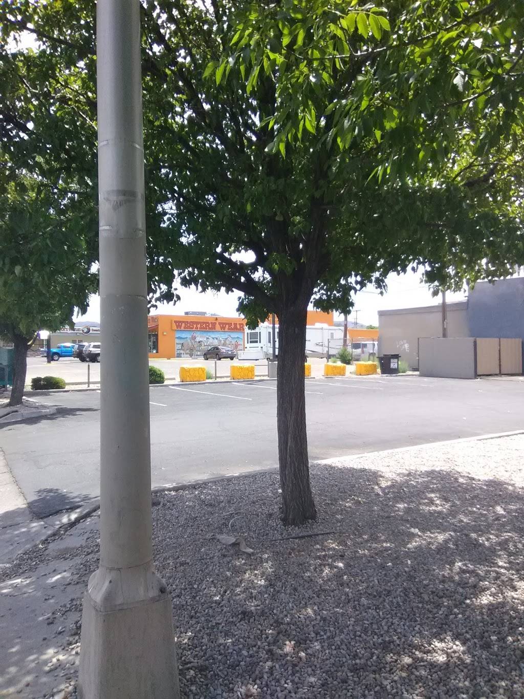 Pizza Hut | meal delivery | 8700 Central Ave SE, Albuquerque, NM 87123, USA | 5052559000 OR +1 505-255-9000