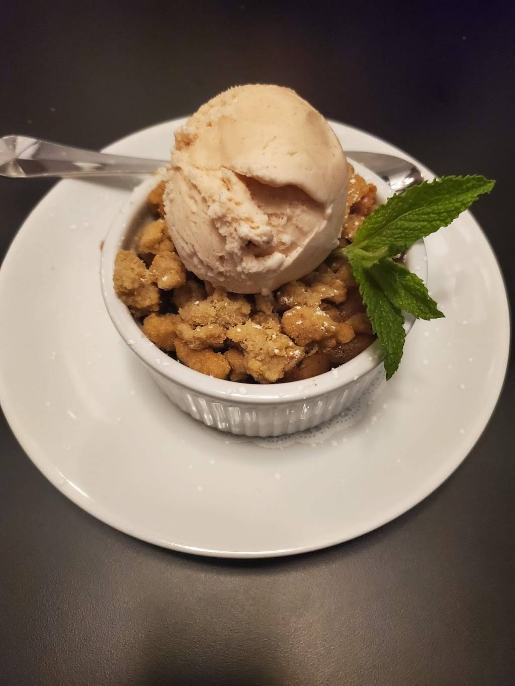 Rob Dobs | restaurant | 801 N Hershey Rd, Bloomington, IL 61704, USA | 3095903434 OR +1 309-590-3434