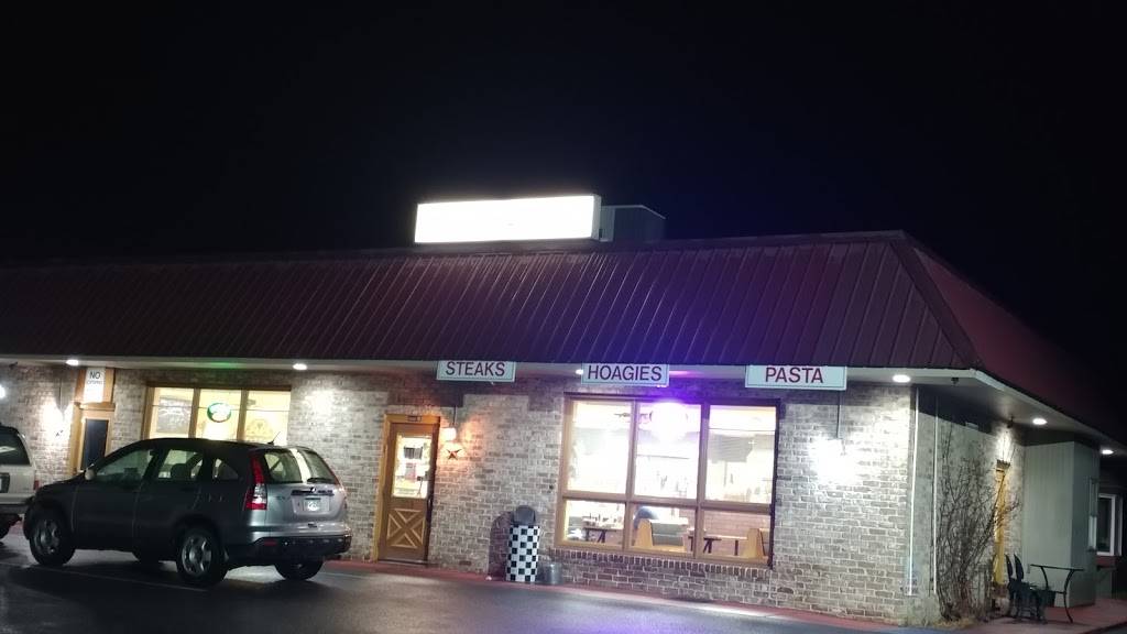 Capricios Pizza | restaurant | 309 Airport Dr, Bird in Hand, PA 17505, USA | 7175179938 OR +1 717-517-9938