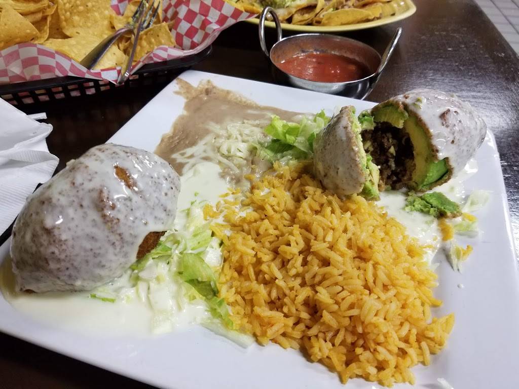 Sabor Guacamole | restaurant | 1120 N Lindell Ave, Fayetteville, AR 72703, USA | 4793168383 OR +1 479-316-8383