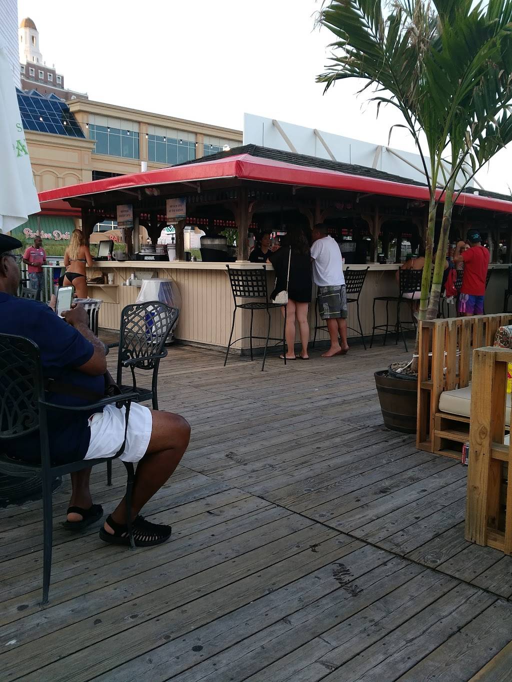 Ballys Beach Bar | restaurant | 1900 Boardwalk, Atlantic City, NJ 08401, USA | 6093402000 OR +1 609-340-2000