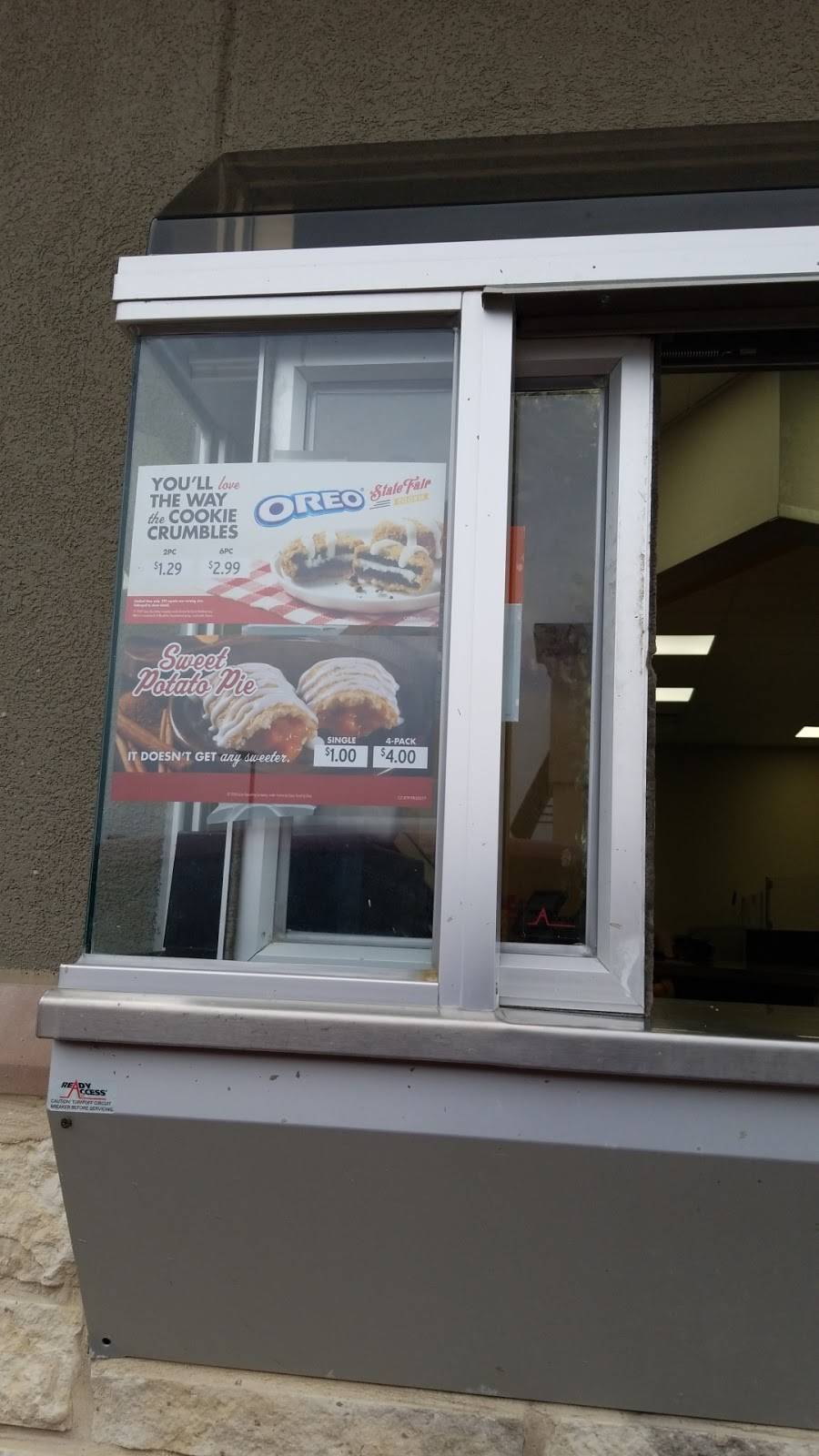 Churchs Chicken | restaurant | 24354 Wilderness Oak, San Antonio, TX 78258, USA | 2103184387 OR +1 210-318-4387