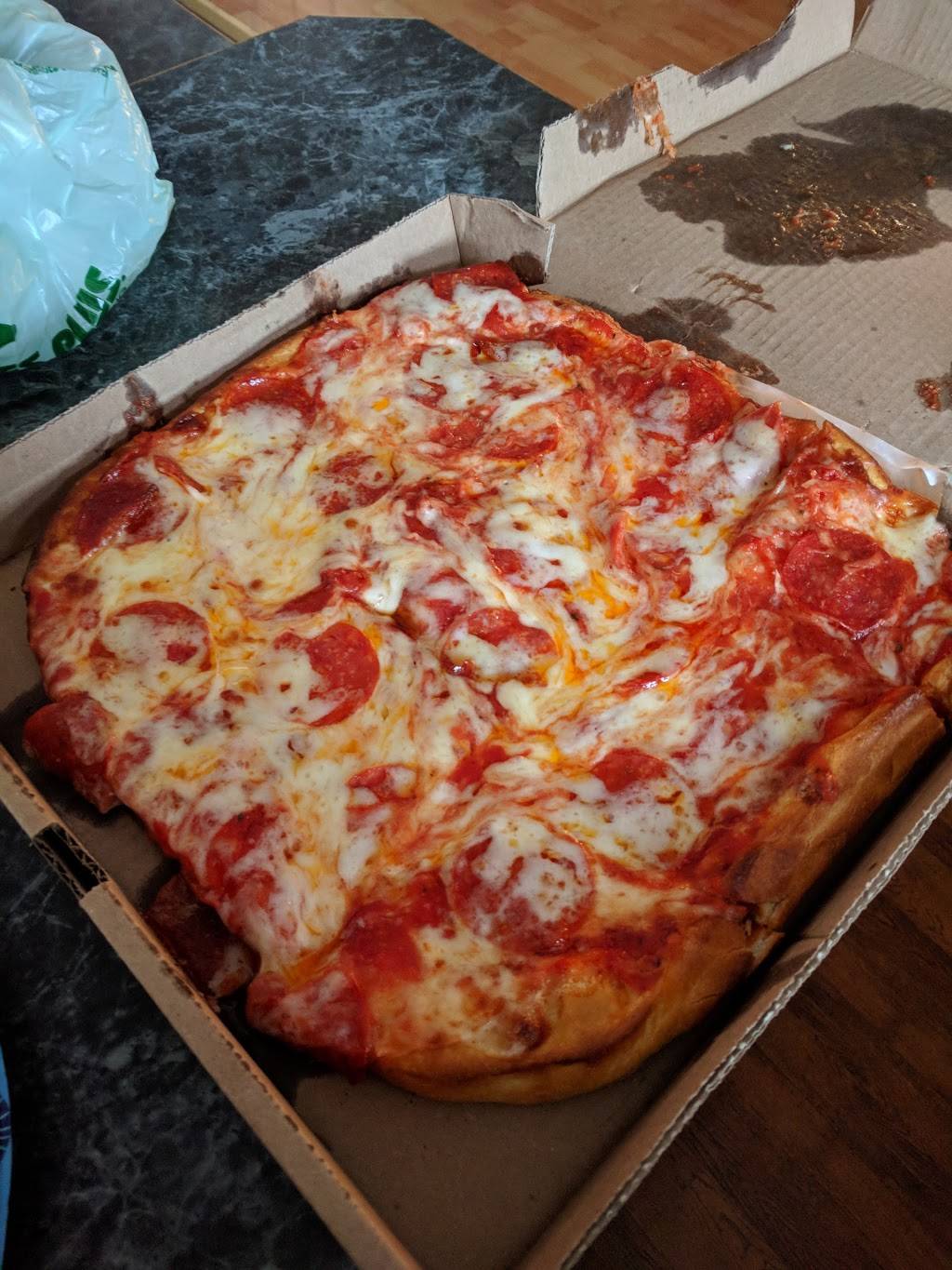 New York Pizzeria | restaurant | 7439 Main St, Newport, NY 13416, USA | 3158458121 OR +1 315-845-8121