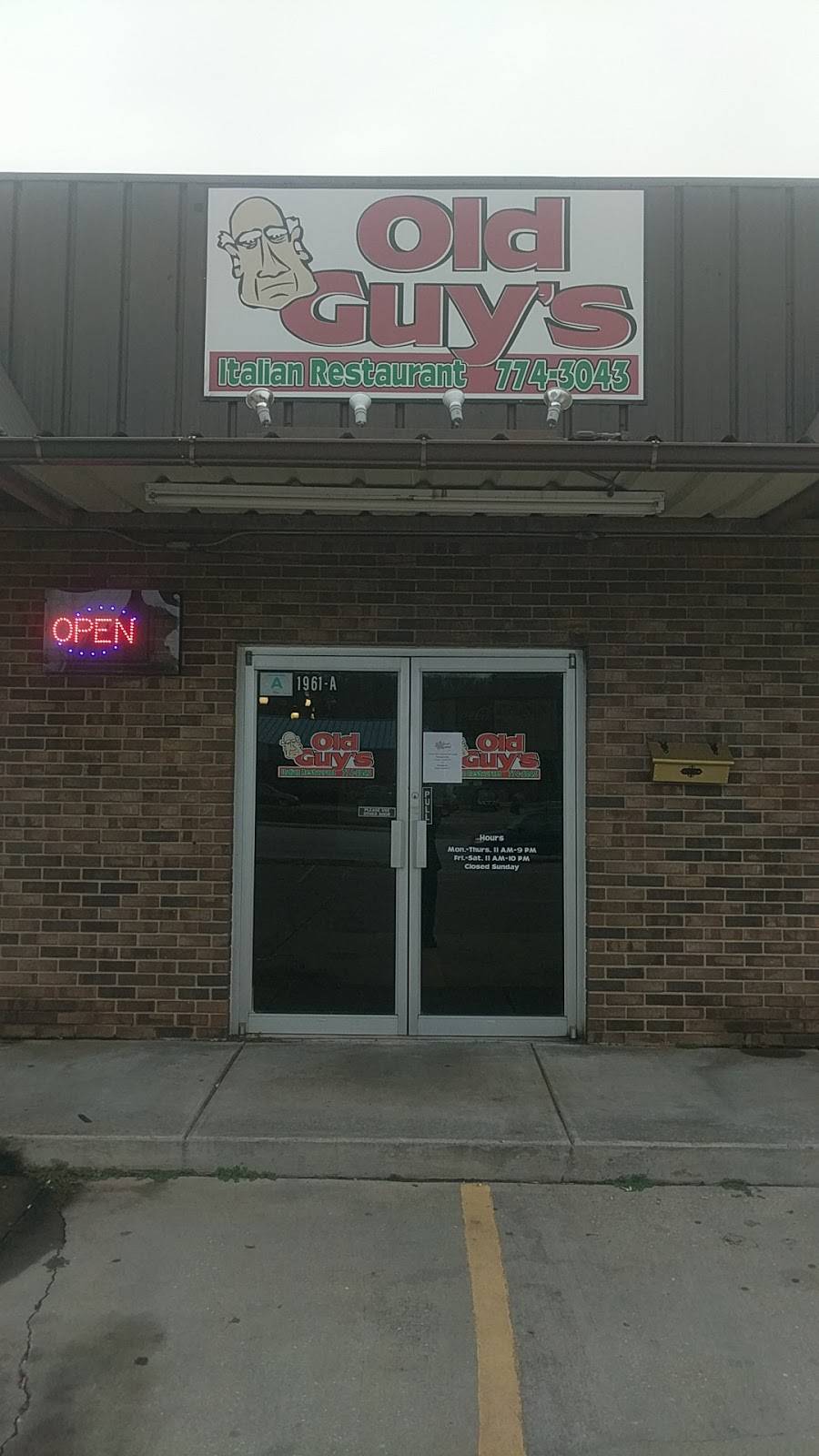 Old Guys Italian Restaurant | restaurant | 1961A McCrays Mill Rd, Sumter, SC 29150, USA | 8037743043 OR +1 803-774-3043