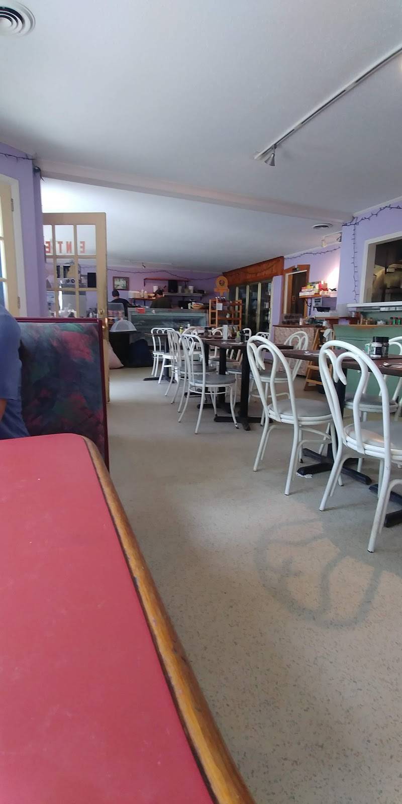 Gourmet Deli & Cafe | restaurant | 4961 Main St #2, Manchester Center, VT 05255, USA | 8023621254 OR +1 802-362-1254