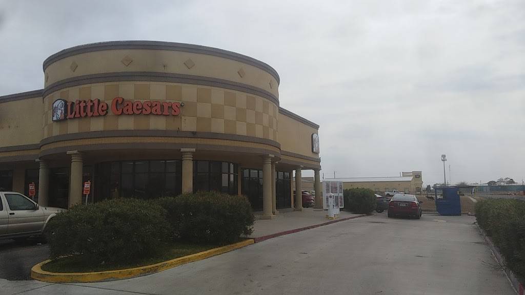Little Caesars Pizza | meal takeaway | 3801 Saratoga Blvd, Corpus Christi, TX 78415, USA | 3618554751 OR +1 361-855-4751