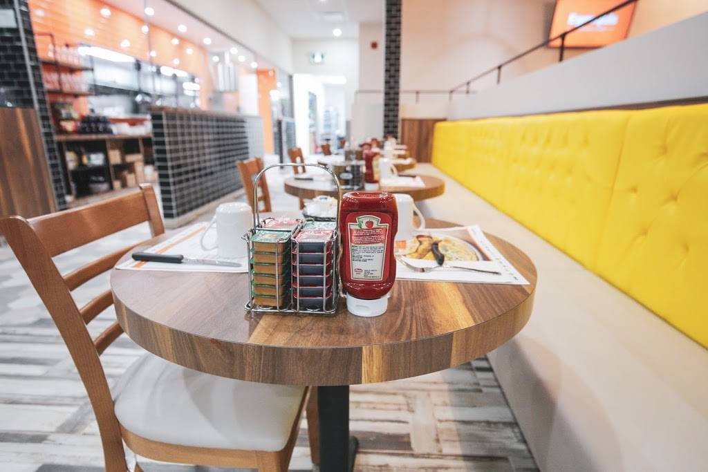 Eggsquis Quebec-Hamel | restaurant | 5050 Boulevard Wilfrid-Hamel, Québec, QC G2E 5X5, Canada | 4189149224 OR +1 418-914-9224