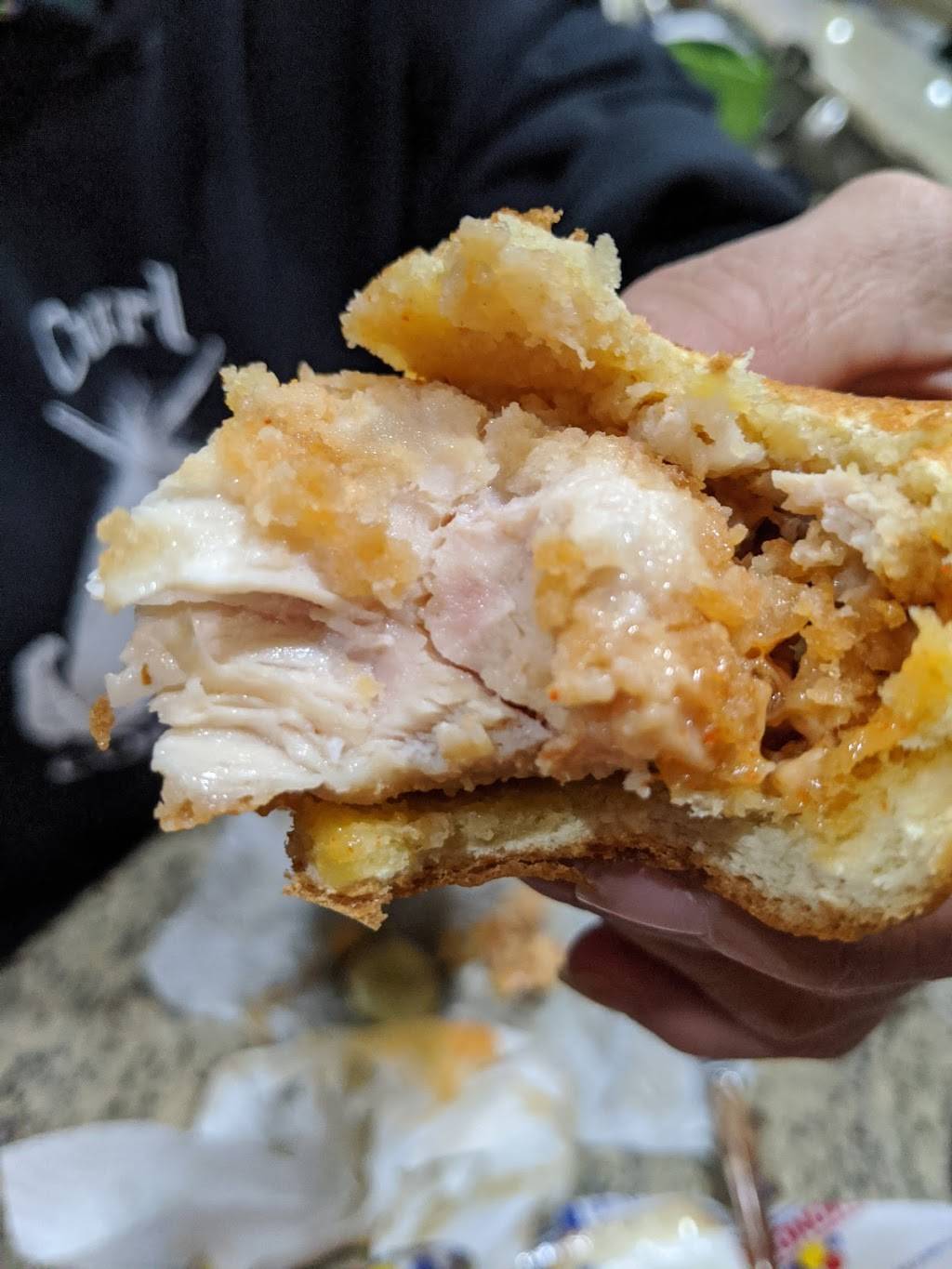 Popeyes Louisiana Kitchen | restaurant | 2100 W, M.L.K. Jr Blvd, Fayetteville, AR 72701, USA | 4799354665 OR +1 479-935-4665