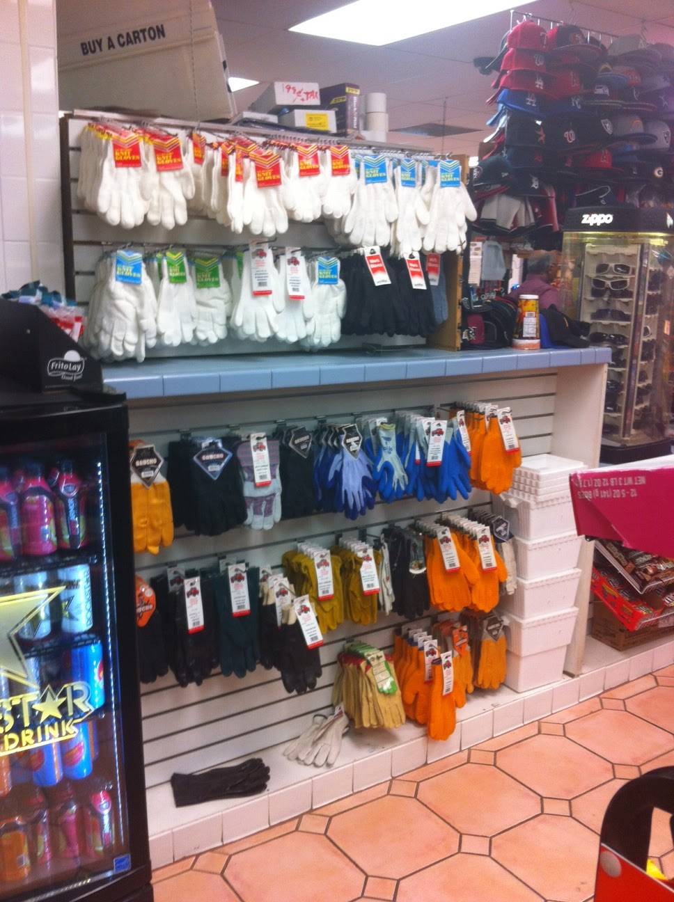 Selma Valero Gas Staion | restaurant | 10610 E Mountain View Ave, Selma, CA 93662, USA | 5598967682 OR +1 559-896-7682