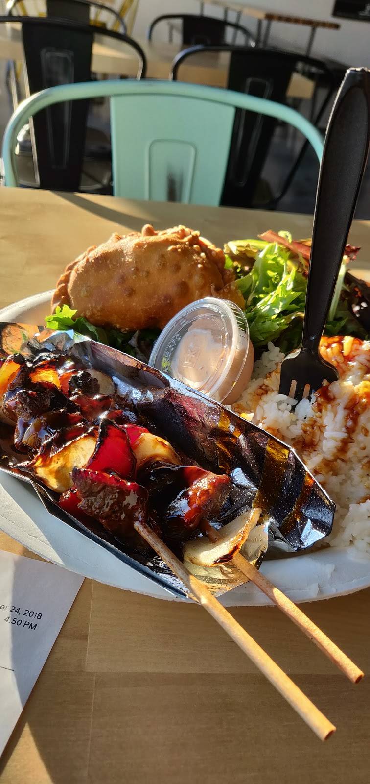 Johnny Pacific | restaurant | 20133 Saticoy St, Winnetka, CA 91306, USA | 8188856927 OR +1 818-885-6927