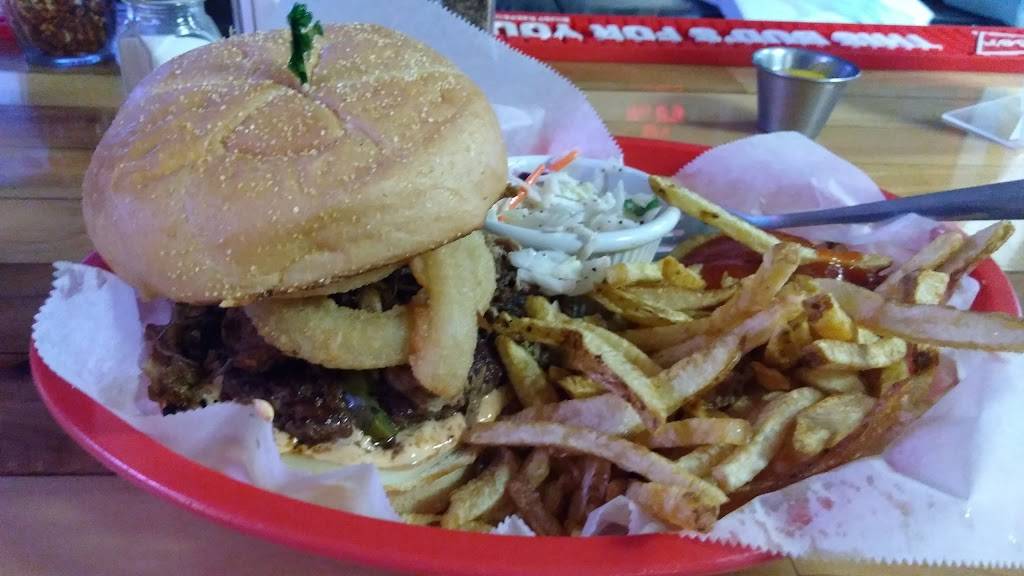 TJs Pizzeria | restaurant | 963 US-202, North Monmouth, ME 04265, USA | 2079333400 OR +1 207-933-3400