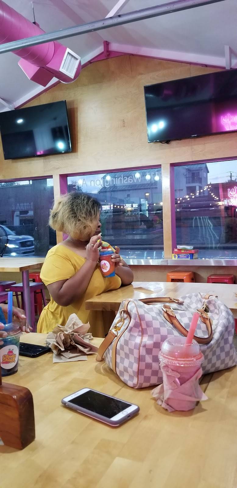 Candy Shack Daiquiris Washington | restaurant | 5111 Washington Ave, Houston, TX 77007, USA | 8325380602 OR +1 832-538-0602