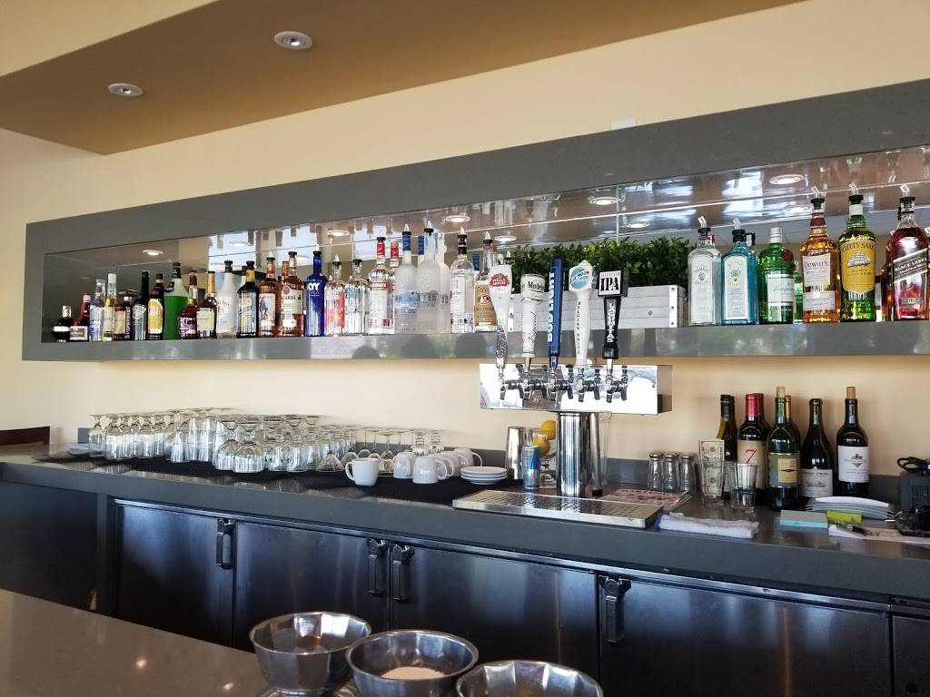 Benedict’s Café & Bar | restaurant | 5365 Camden Ave, San Jose, CA 95124, USA | 4082691005 OR +1 408-269-1005