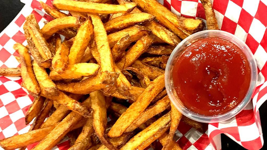 Duets Karaoke Bar & Grill | restaurant | 2720 Montana Ave, El Paso, TX 79903, USA | 9152617533 OR +1 915-261-7533