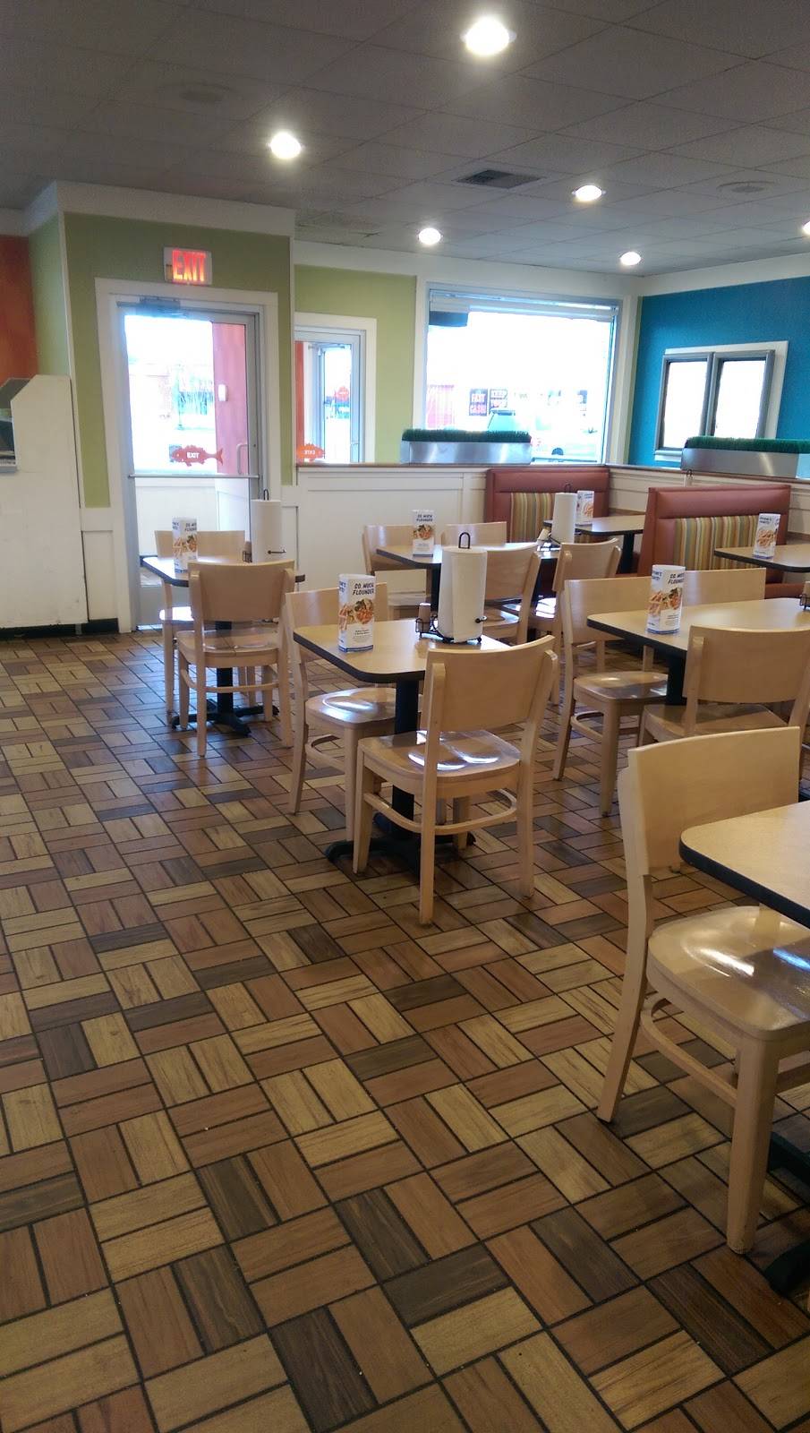 Captain Ds | restaurant | 323 NW Broad St, Murfreesboro, TN 37130, USA | 6158938020 OR +1 615-893-8020