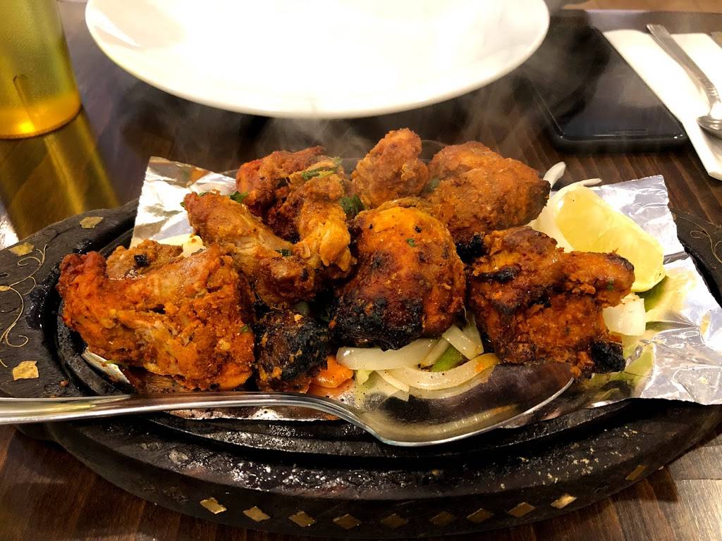 Hyderabad Biryani Hut | restaurant | 1587 Ellesmere Rd, Scarborough, ON M1P 2Y3, Canada | 4164300065 OR +1 416-430-0065