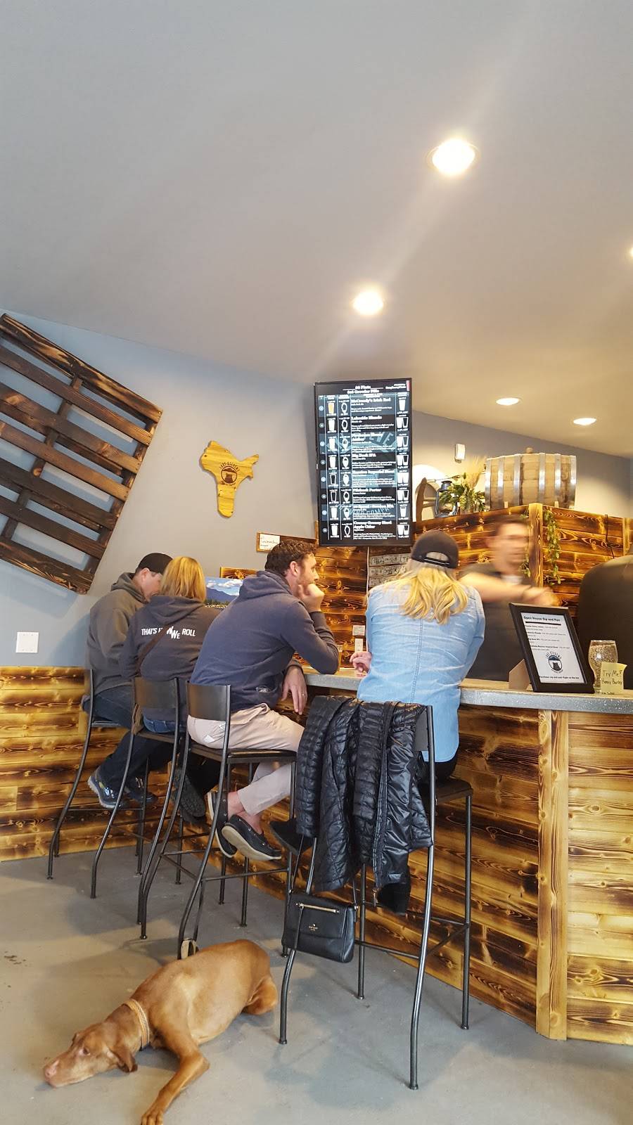 Lake Stevens Brewing Company | restaurant | 2010 Grade Road Mailing address:, 11628 Meridian Pl NE, Lake Stevens, WA 98258, USA | 3605243678 OR +1 360-524-3678