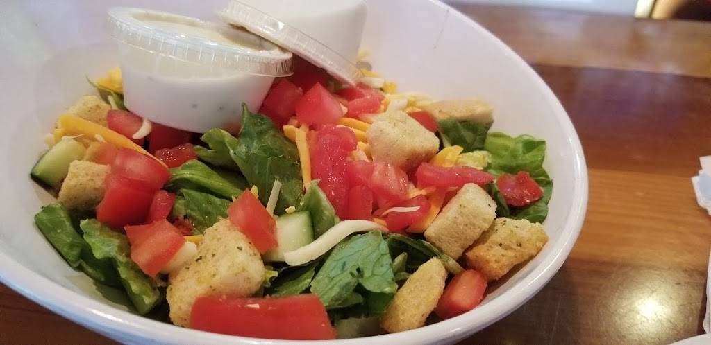 Hooters | meal takeaway | 3625 Gateway Ln, Naples, FL 34109, USA | 2395139964 OR +1 239-513-9964