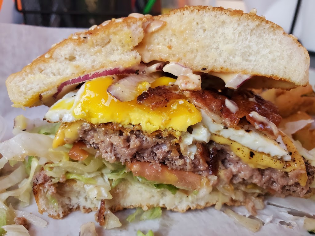 Lehne Burger Estero | restaurant | 23111 Fashion Dr Unit 111, Estero, FL 33928, USA | 2392995731 OR +1 239-299-5731