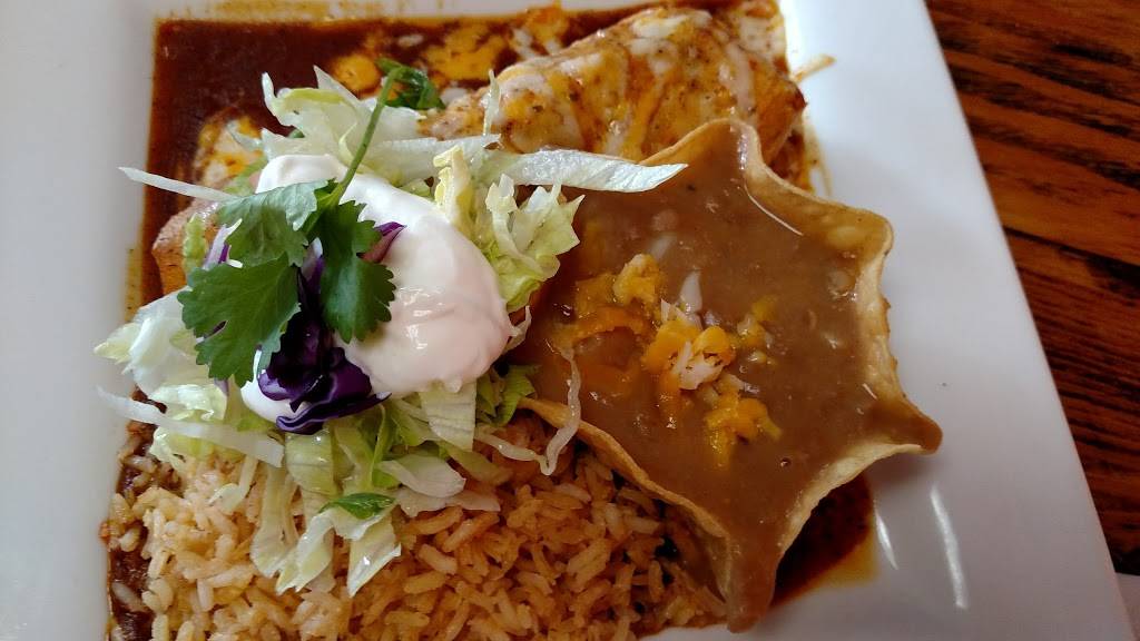 Alfonsos Authentic Mexican Food | restaurant | 11252 Merritt St, Castroville, CA 95012, USA | 8316335572 OR +1 831-633-5572