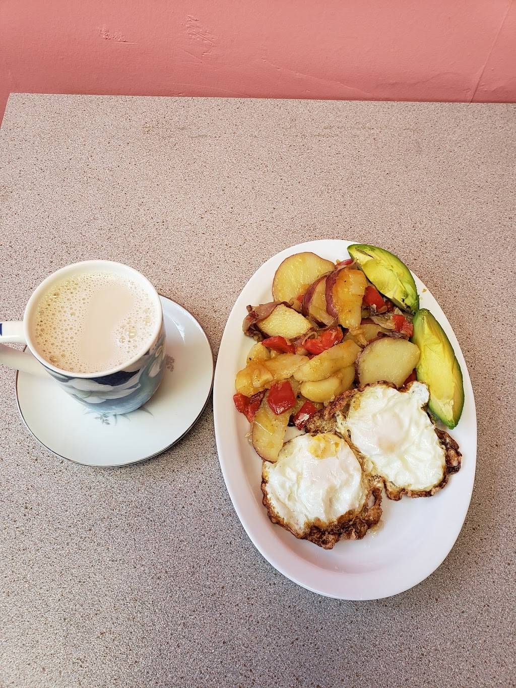 El sabor cibaeño restaurant | restaurant | 182 Governor St, Paterson, NJ 07501, USA | 9732783709 OR +1 973-278-3709