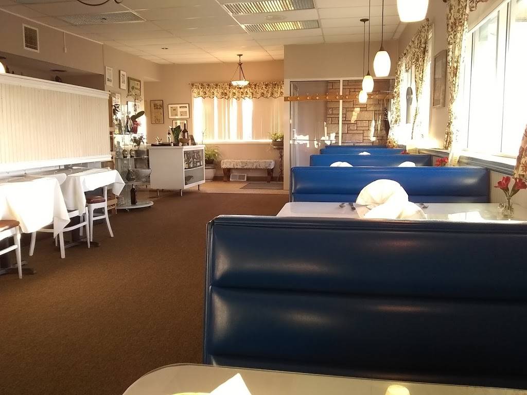 Suzettes Restaurant | restaurant | 20251 Johnson Memorial Dr, Jordan, MN 55352, USA | 9524922422 OR +1 952-492-2422