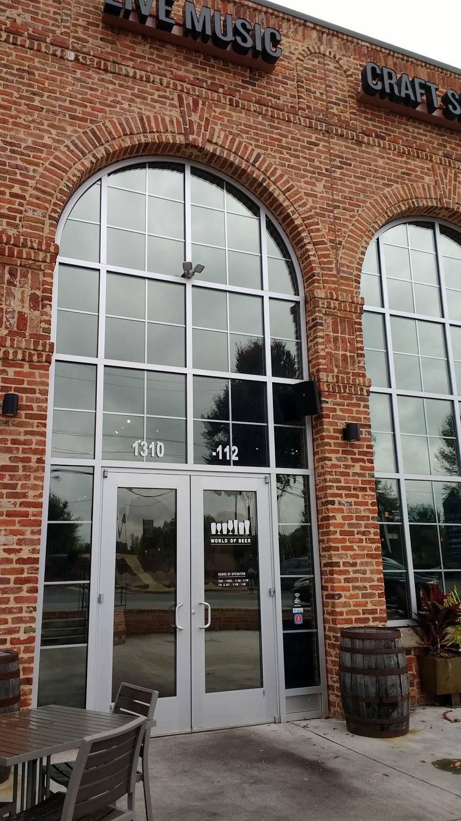 World of Beer | restaurant | 1310 Westover Terrace, Greensboro, NC 27408, USA | 3368970031 OR +1 336-897-0031