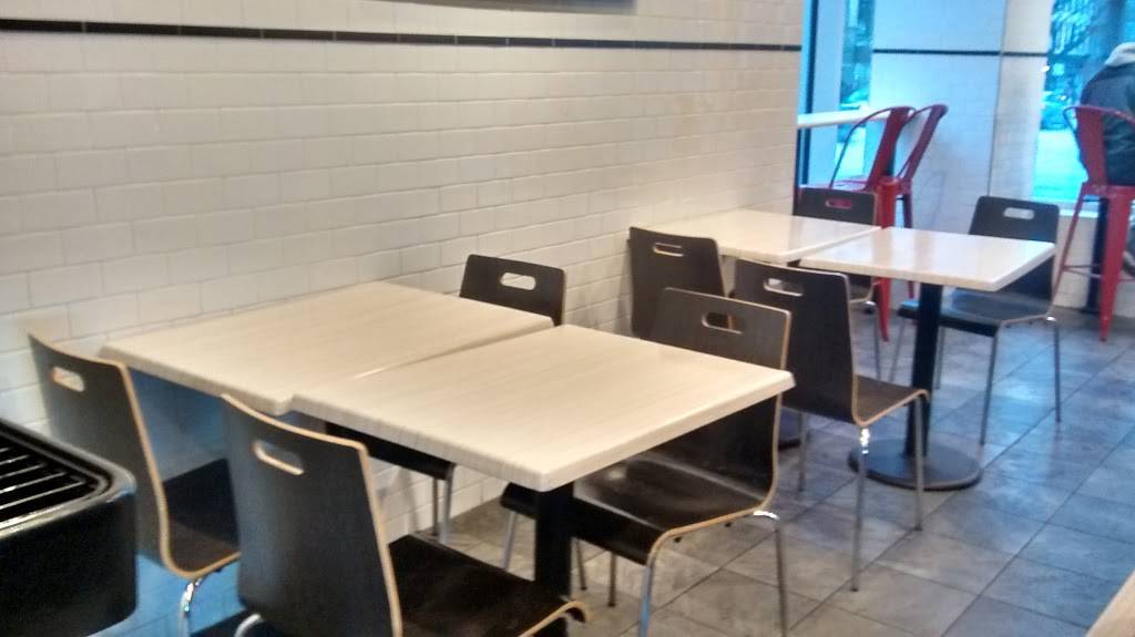 Sbarro | restaurant | 1104 7th St NW, Washington, DC 20001, USA | 8774004396 OR +1 877-400-4396