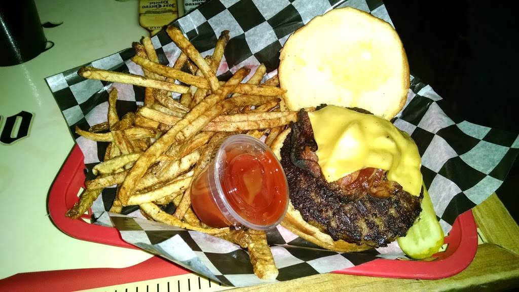 Coopers Restaurant | restaurant | 4185 S Robert Trail, Eagan, MN 55123, USA | 6514523061 OR +1 651-452-3061