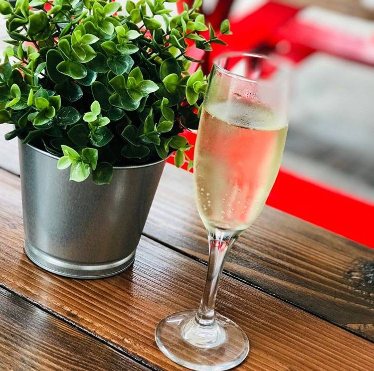 Crepes Bonaparte | restaurant | 115 S Harbor Blvd, Fullerton, CA 92832, USA | 7145959995 OR +1 714-595-9995