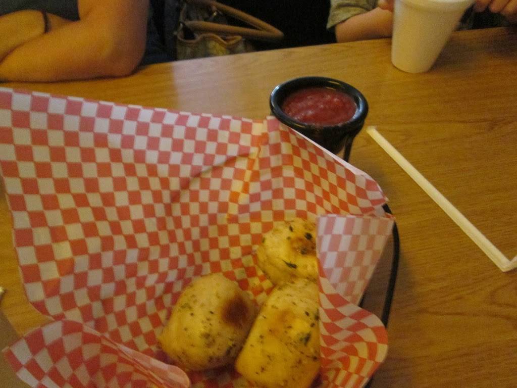 Calabria Pizza & Pasta | restaurant | 251 E Main St, Reedsburg, WI 53959, USA | 6085247888 OR +1 608-524-7888