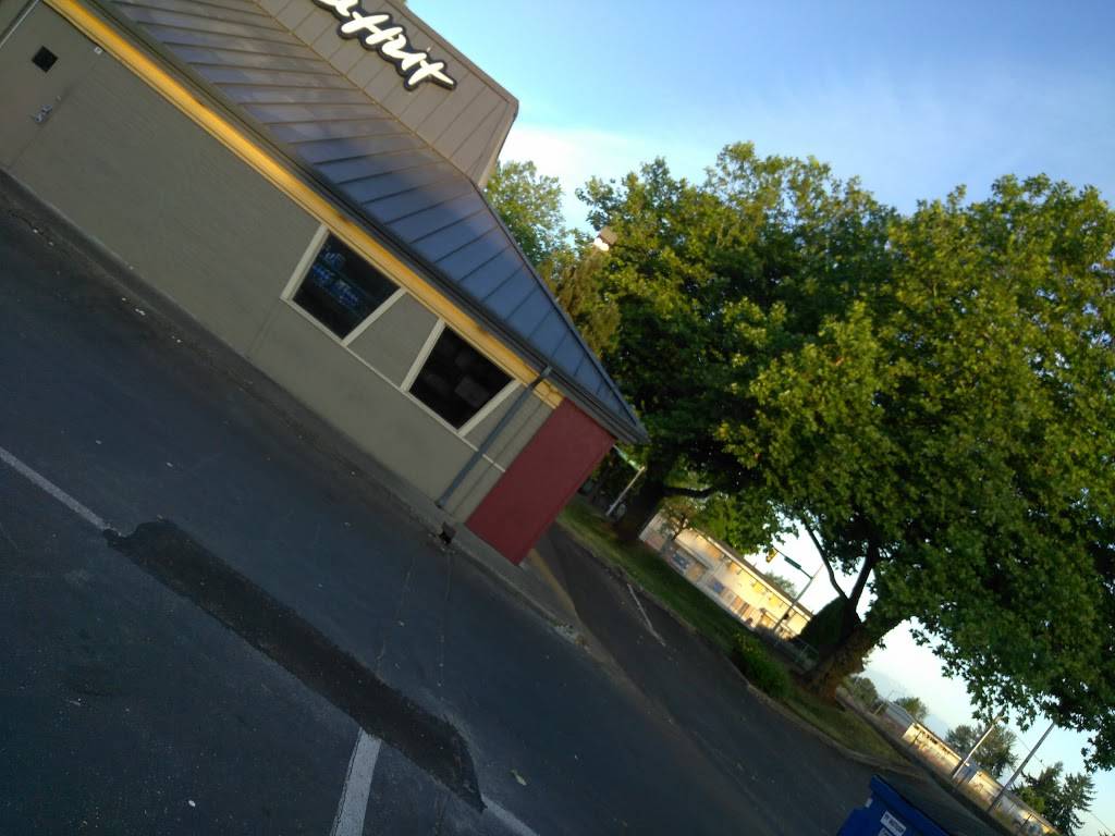 Pizza Hut | meal takeaway | 2705 NE Sunset Blvd, Renton, WA 98056, USA | 4252284800 OR +1 425-228-4800